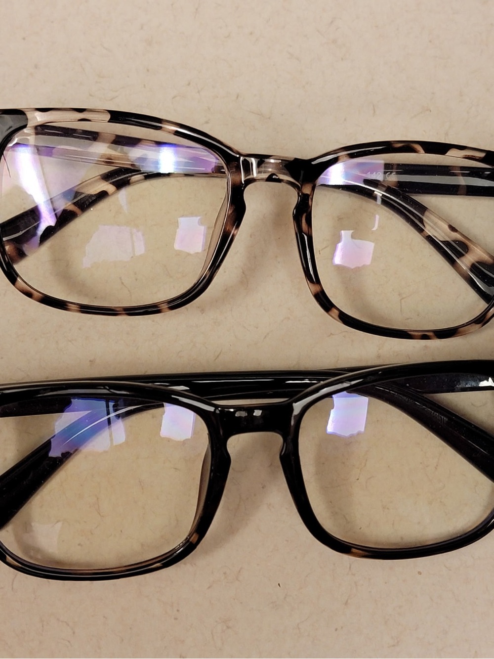 Set of 2 Stylish Women’s Reading Glasses in Tortoise Shell & Black -2.5 Strength